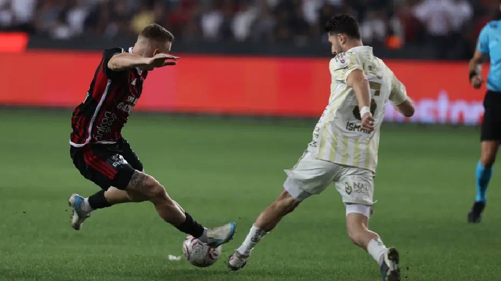 Fenerbahçe, Gaziantep deplasmanından 1 puan çıkardı