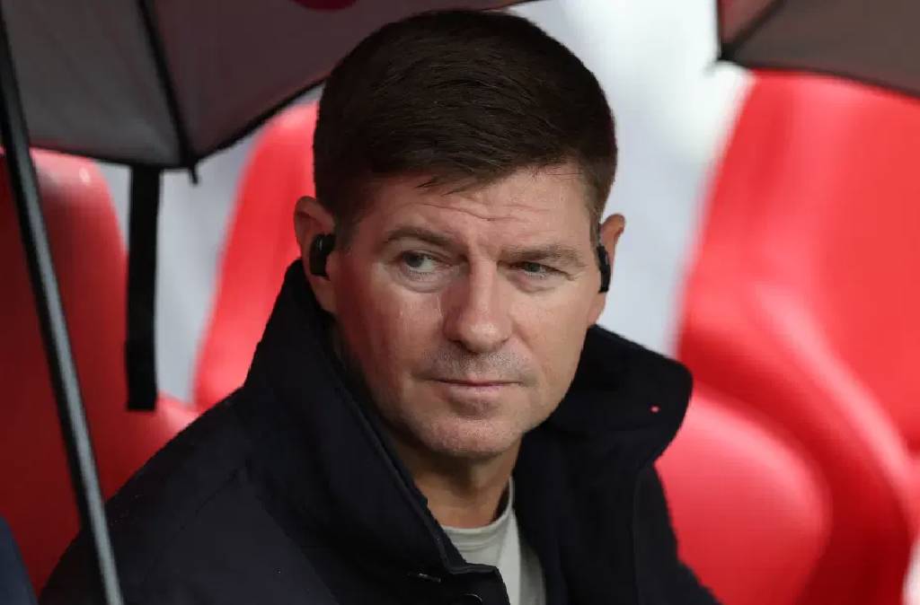 Steven Gerrard, Trabzon'a haber yolladı