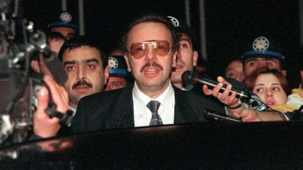 Arif Ahmet Denizolgun’un doktoru gözaltına alındı