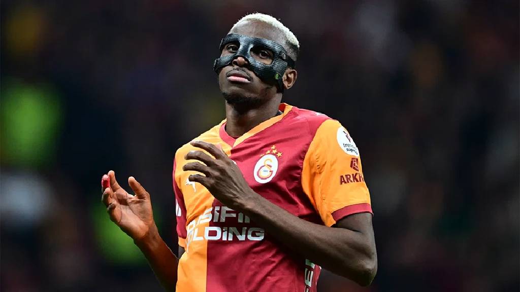 Osimhen'in sakatlığı planları değiştirdi