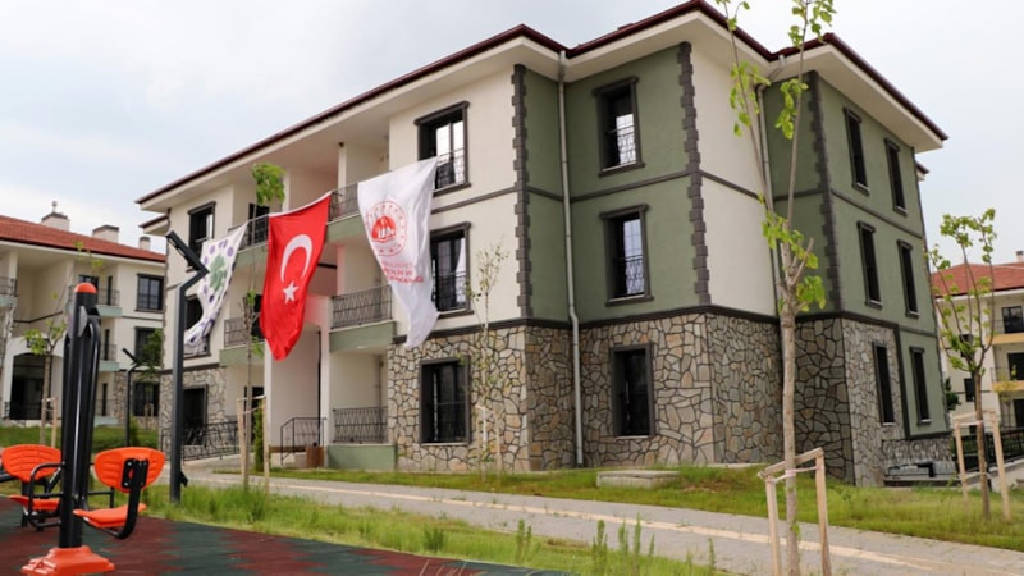 Kiralık sosyal konutta başvurular 14 Eylül’de, ilk kura ekimde