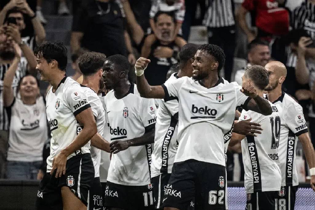 Beşiktaş Erzurumspor'u 3 golle geçti